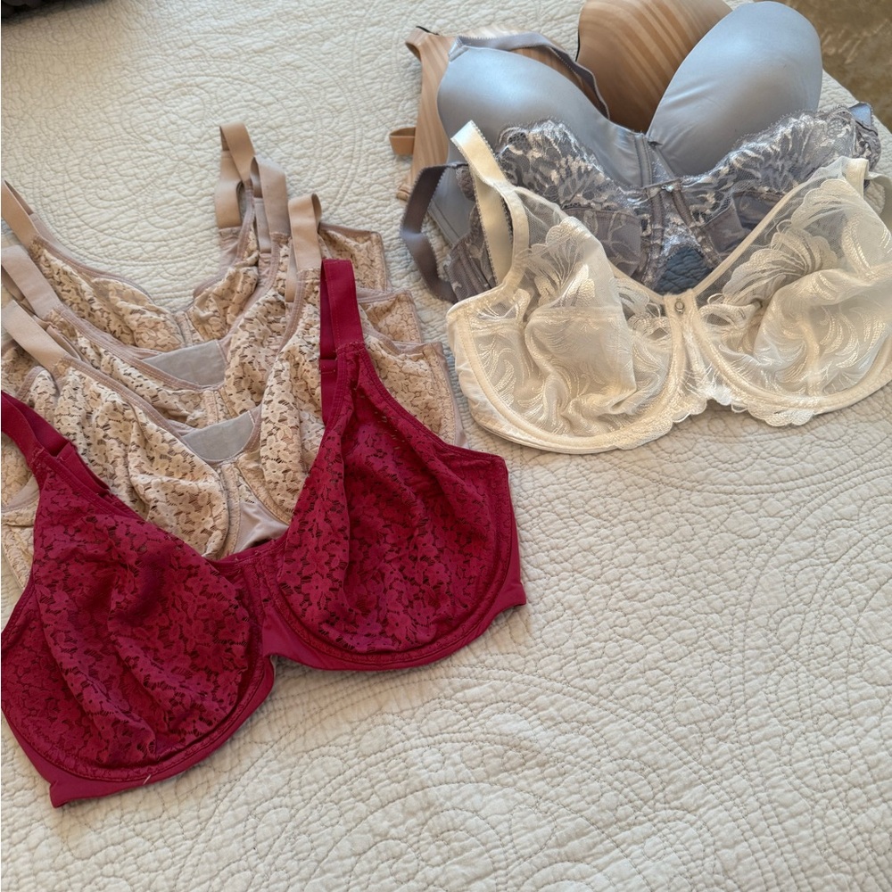 Chantelle and Fantasie Bras 8 Total